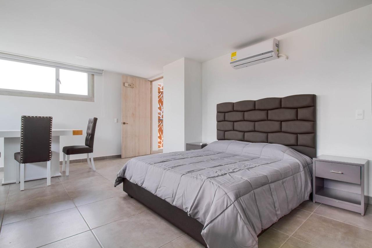 Camelot Apartahotel Меделин Екстериор снимка