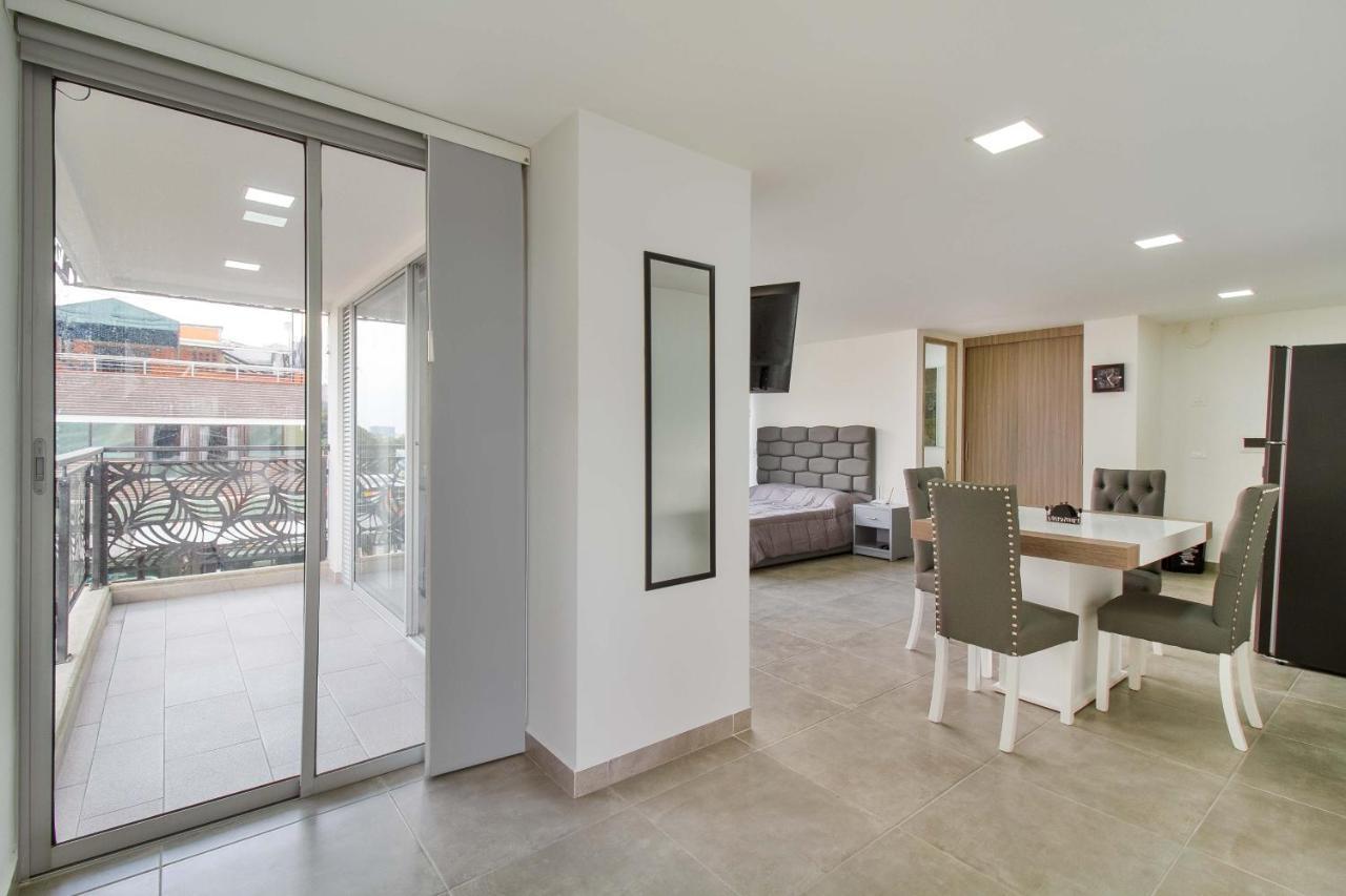 Camelot Apartahotel Меделин Екстериор снимка