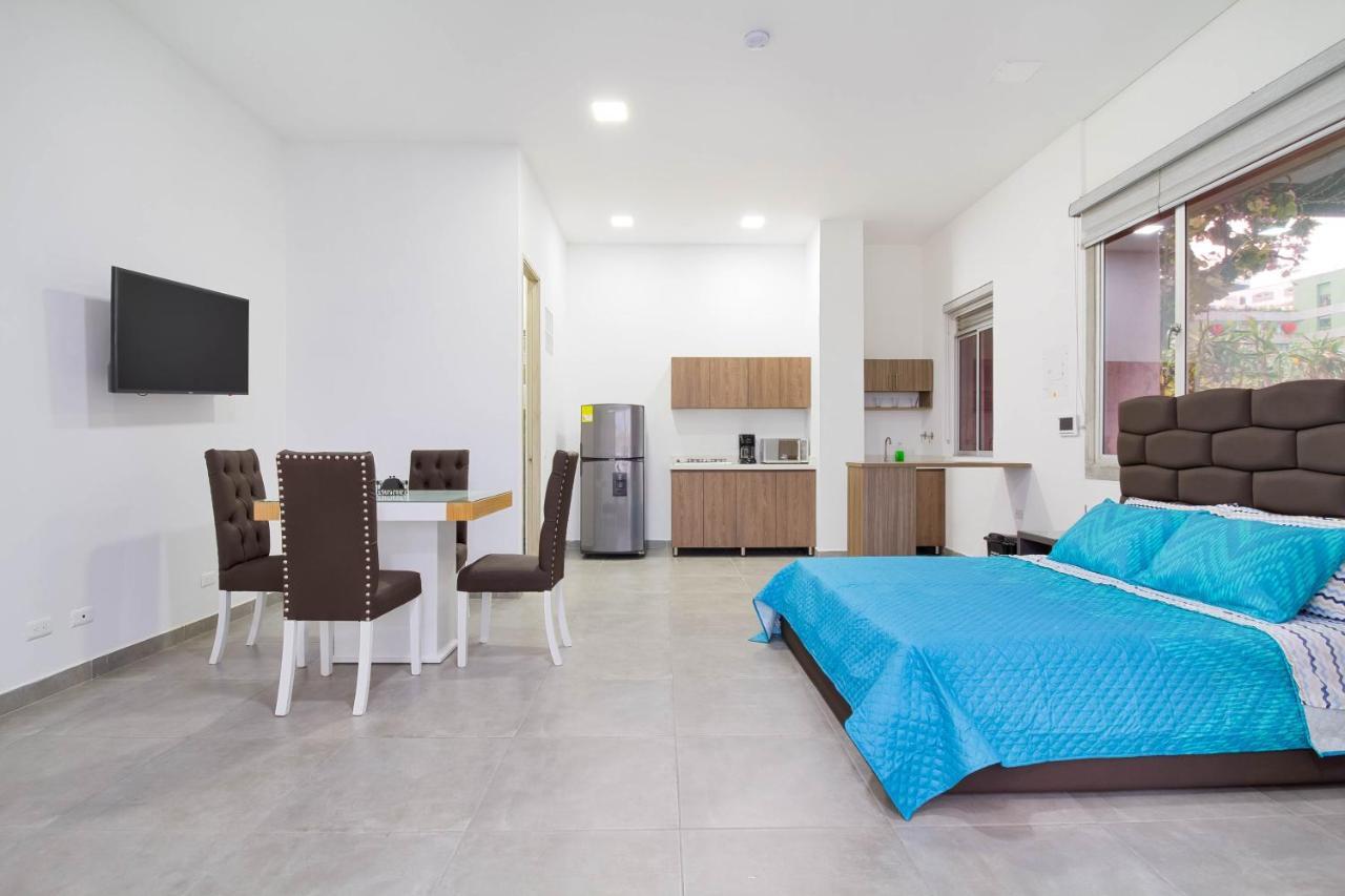Camelot Apartahotel Меделин Екстериор снимка