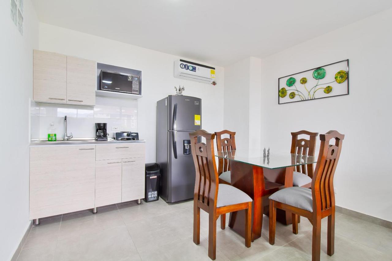 Camelot Apartahotel Меделин Екстериор снимка